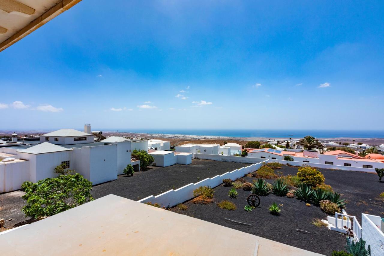 Barbara Apto - Villa Volcaland Güime Esterno foto